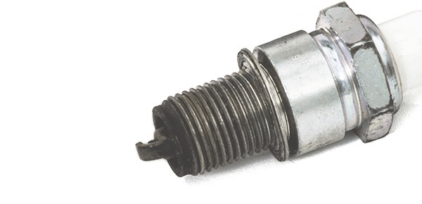 Wet spark plug photo - Best Home Gear