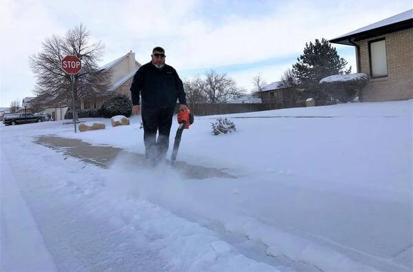 remove snow with leaf blower - best home gear