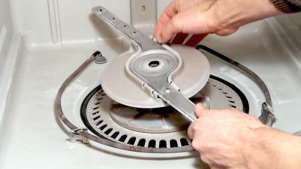 Cleaning dishwasher drain