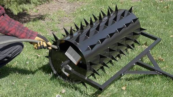 spike lawn aeration -best home gear