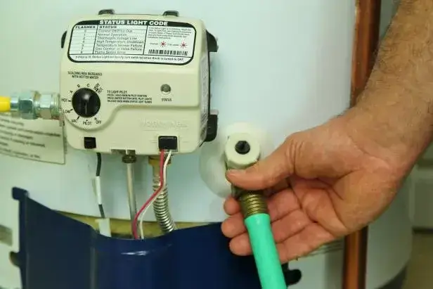connecting garden hose to water heater drain valve